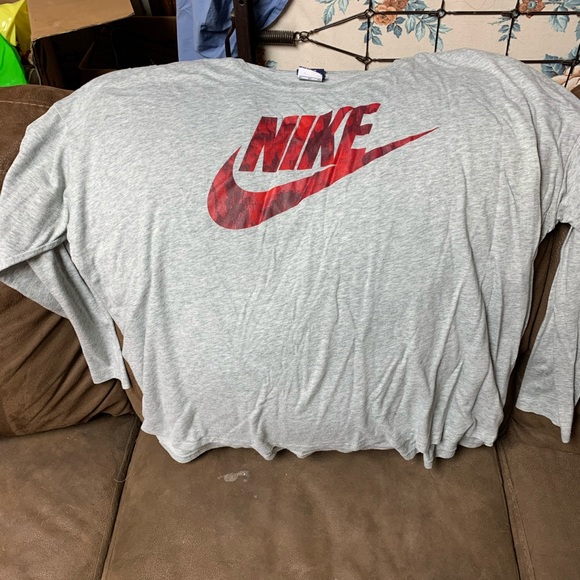 Long sleeve shirt - Picture 1 of 1